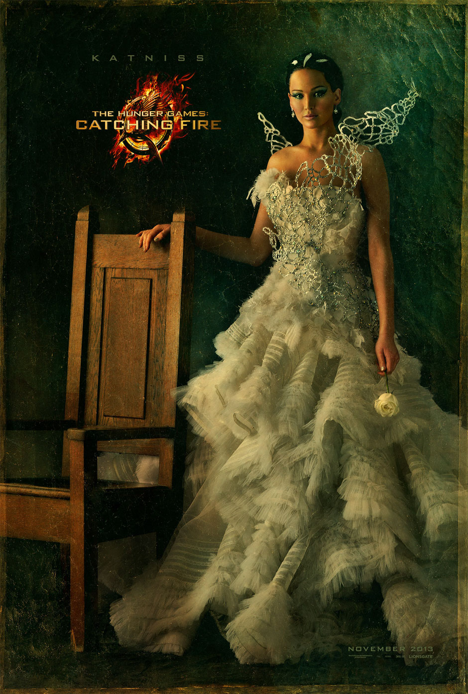 Katniss-in-The-Hunger-Games-Catching-Fire-Character-Portrait1