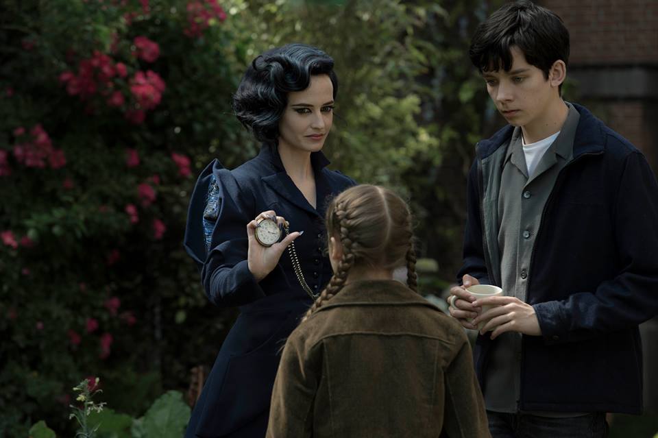 MISS PEREGRINE'S HOME FOR PECULIAR CHILDREN 10