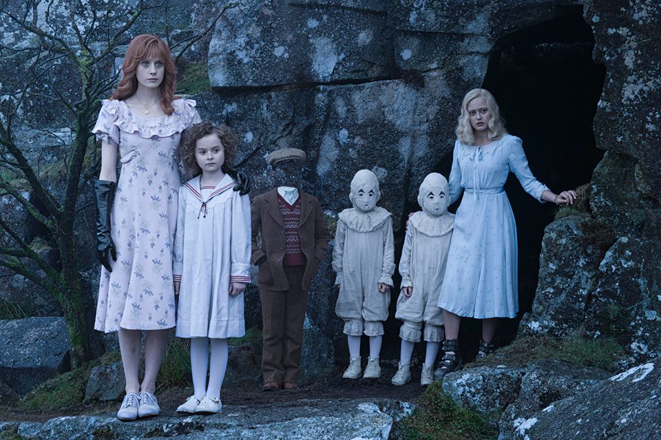 MISS PEREGRINE'S HOME FOR PECULIAR CHILDREN 8